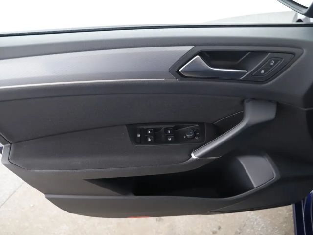 Volkswagen Touran ACT DSG