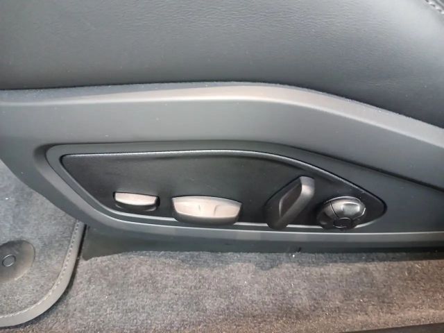 Porsche Taycan 4 Cross Turismo