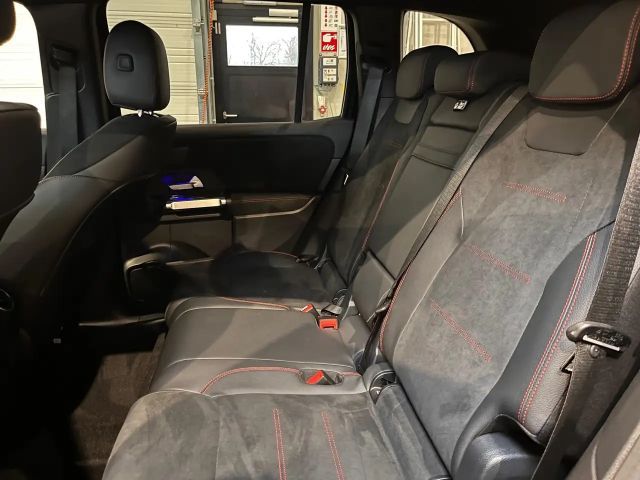 Mercedes-Benz EQB 300 4MATIC AMG Line