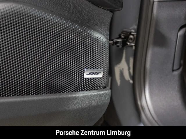 Porsche Panamera 4 E-Hybrid