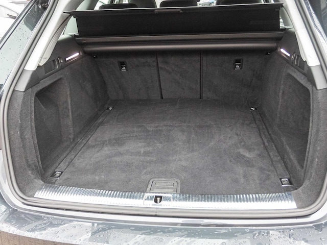 Audi A4 40 TFSI Avant S-Tronic