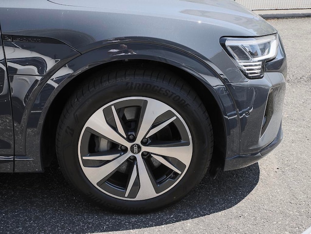 Audi Q8 e-tron 50 Quattro