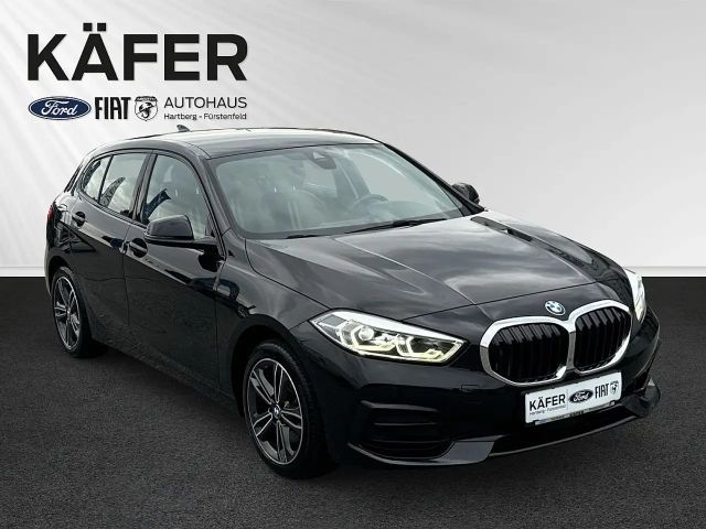 BMW 116 116d Sedan Sport Line