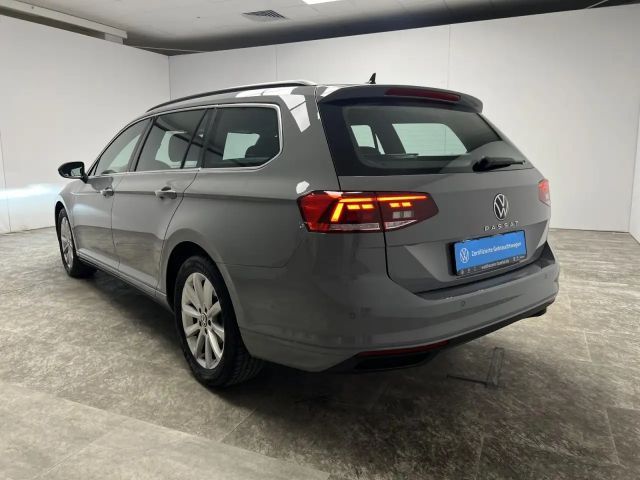 Volkswagen Passat 1.5 TSI Business DSG Variant