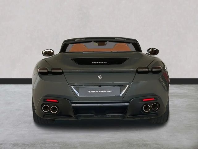 Ferrari Roma Spider