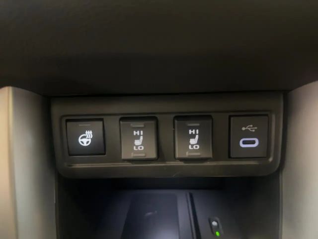 Toyota Corolla Cross 1.8 Teamplayer Klima Kamera Sitzhzg