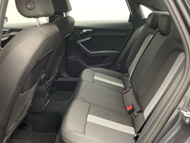 Audi A3 30 TFSI S-Tronic Sedan