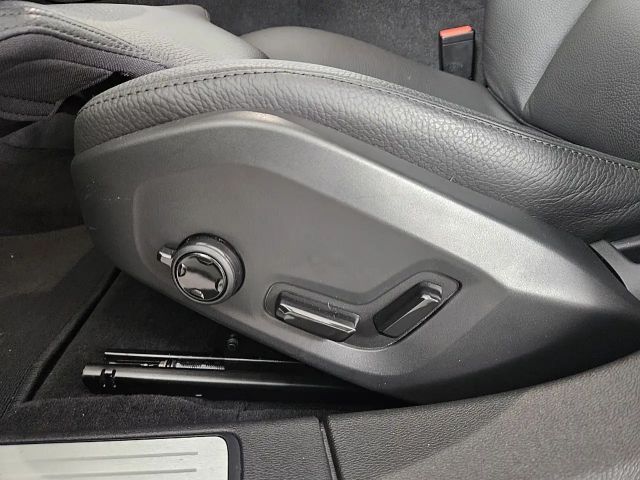 Volvo V60 Dark Geartronic Plus