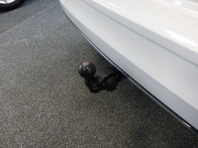 Volkswagen Golf 1.5 TSI Style Variant