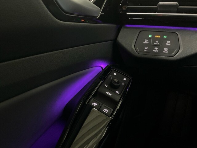 Volkswagen ID.5 286PS NP.69tACC.5JG.WÄRMEPUMPE.AHK.AREA-VIEW.HARMAN.NAVI.HUD.LED.APP-C