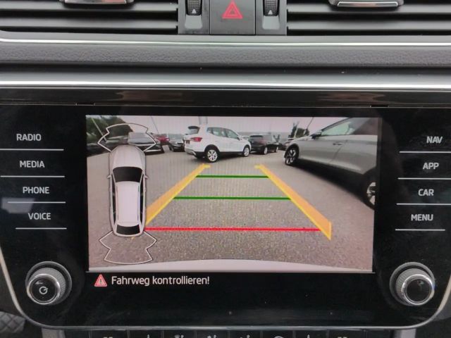 Skoda Superb 2.0 TDI Combi