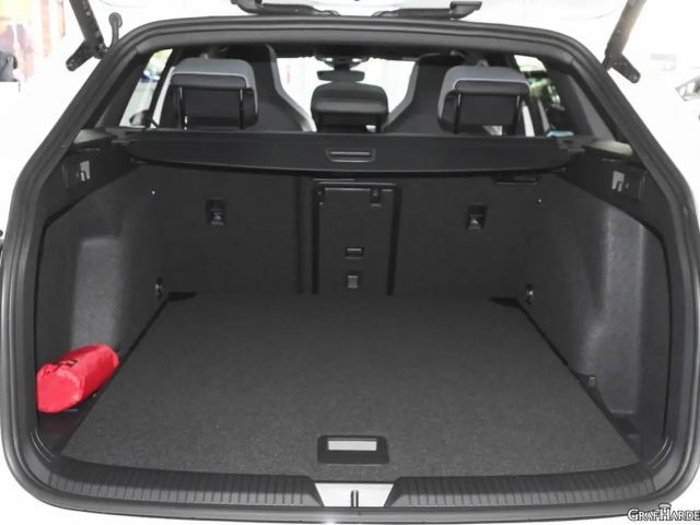 Volkswagen Golf 2.0 TDI Golf VIII R-Line