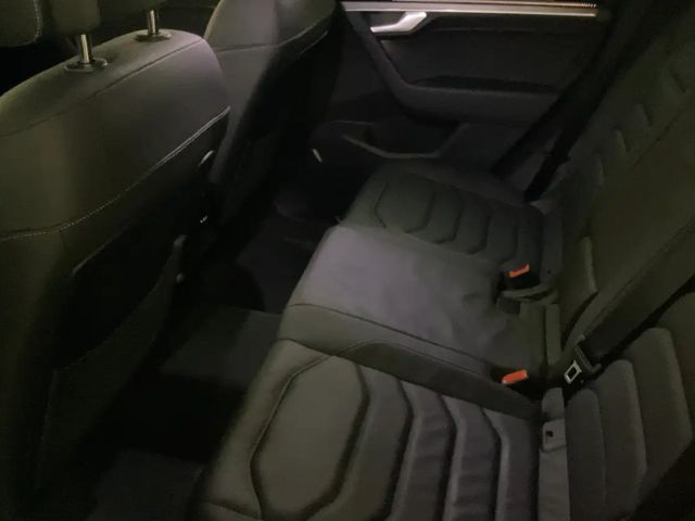 Volkswagen Touareg 3.0 V6 TDI R-Line Style