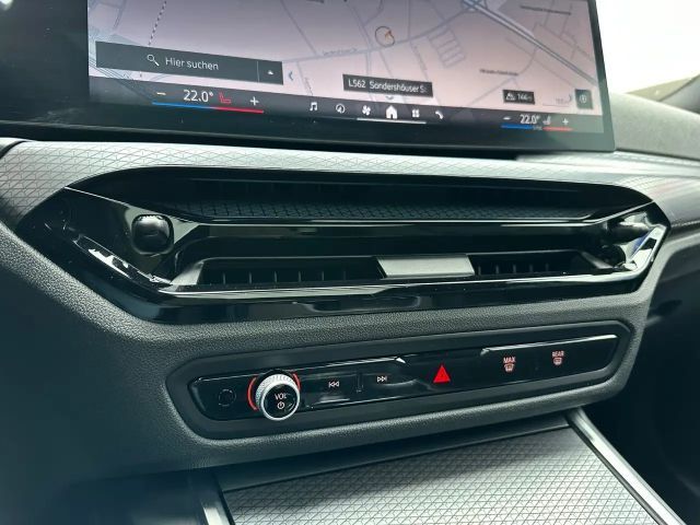 BMW 330 330e M-Sport Touring