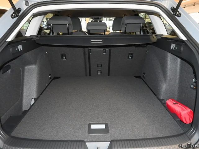 Volkswagen Golf 2.0 TDI Golf VIII IQ.Drive Move