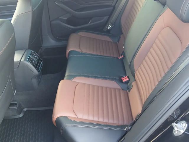 Volkswagen Passat DSG R-Line Variant