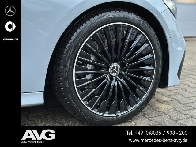 Mercedes-Benz E 220 AMG Line E 220 d Sedan