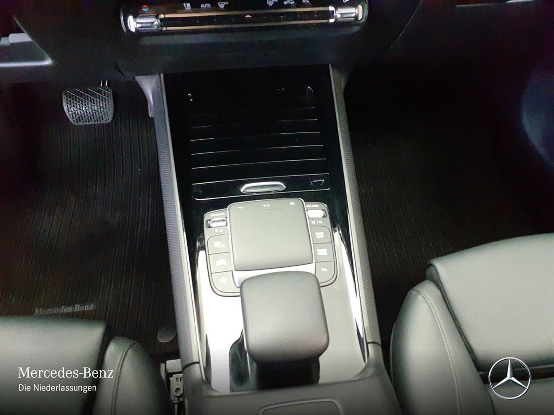 Mercedes-Benz B 200 Sedan