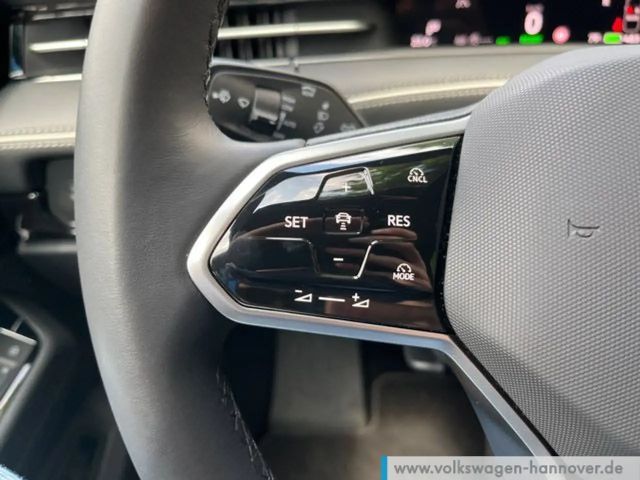 Volkswagen ID.7 IQ.Drive Pro Tourer