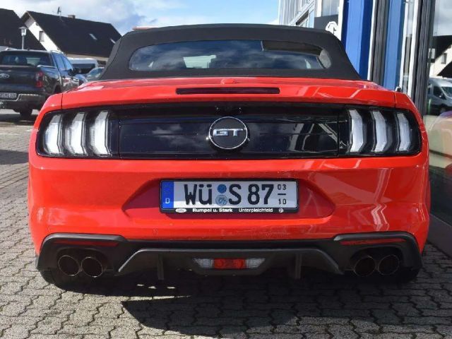 Ford Mustang Convertible GT 5.0 V8