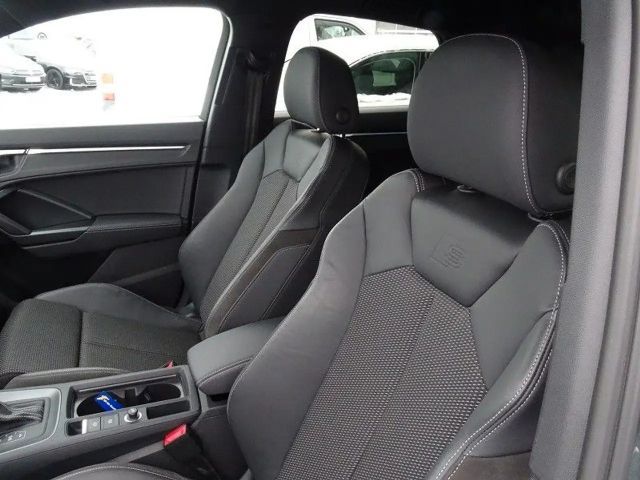 Audi Q3 40 TFSI Quattro S-Line Sportback