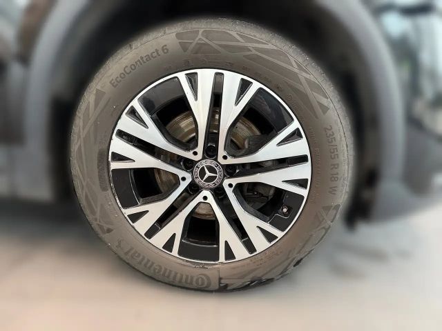 Mercedes-Benz GLA 200 4MATIC GLA 200 d