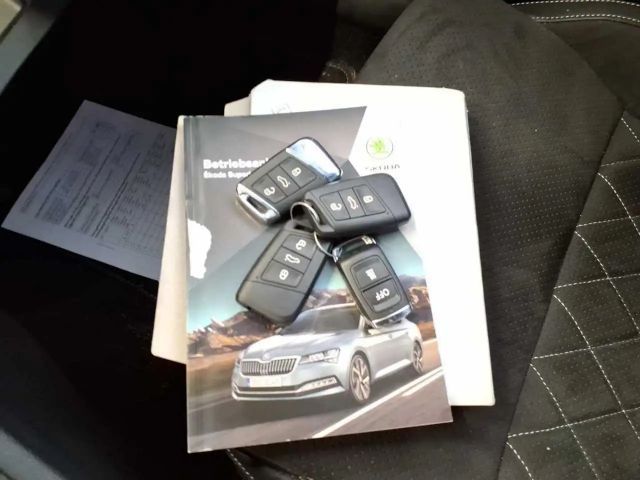 Skoda Superb 4x4 Combi Sportline