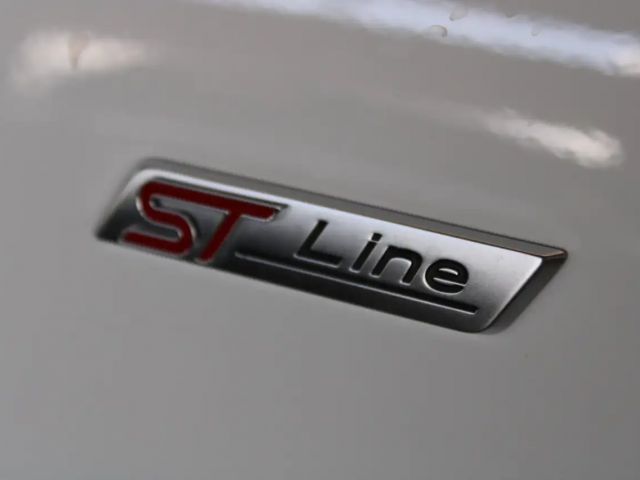 Ford Focus ST Line