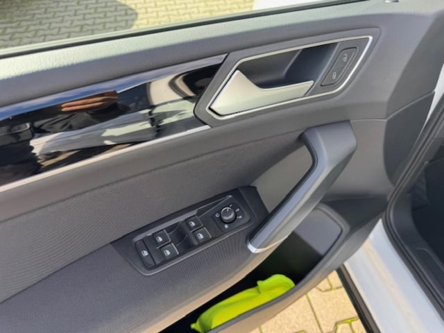 Volkswagen Touran 1.5 TSI Highline