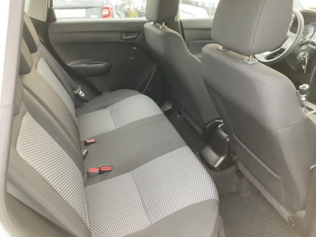 Suzuki Vitara Club Hybrid