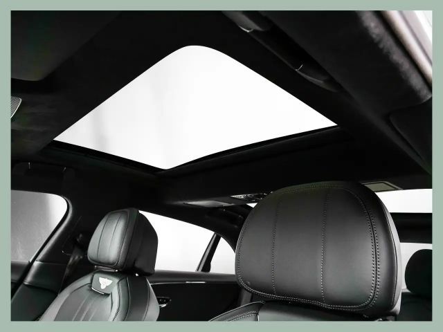 Bentley Flying Spur V8