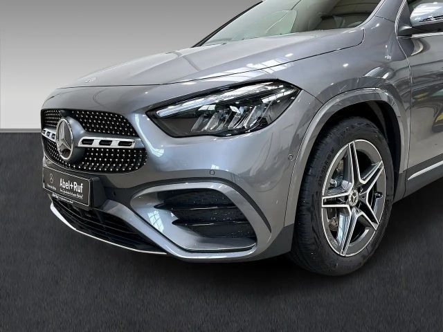 Mercedes-Benz GLA 200 AMG Line
