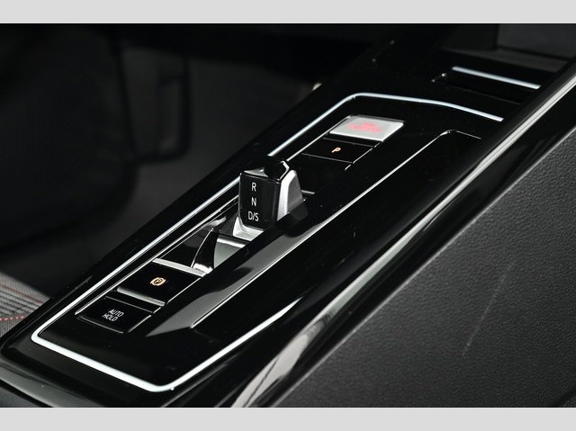 Volkswagen Golf 2.0 TSI DSG GTI Golf VIII