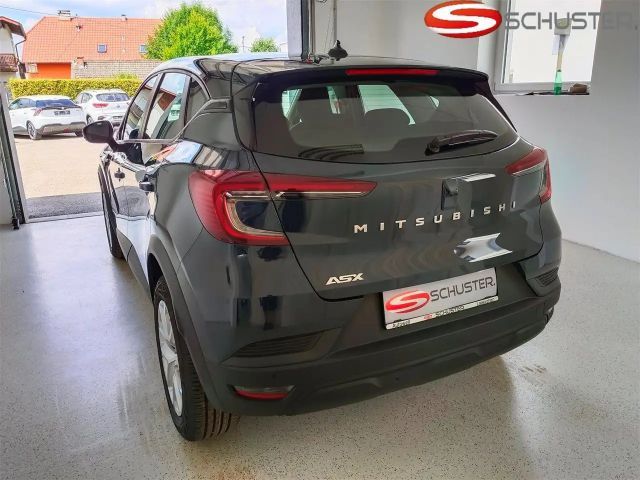 Mitsubishi ASX Inform