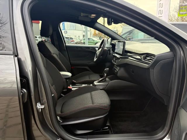 Ford Focus ST Line Wagon