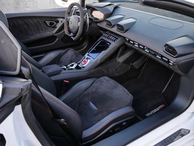 Lamborghini Huracan EVO RWD Spyder