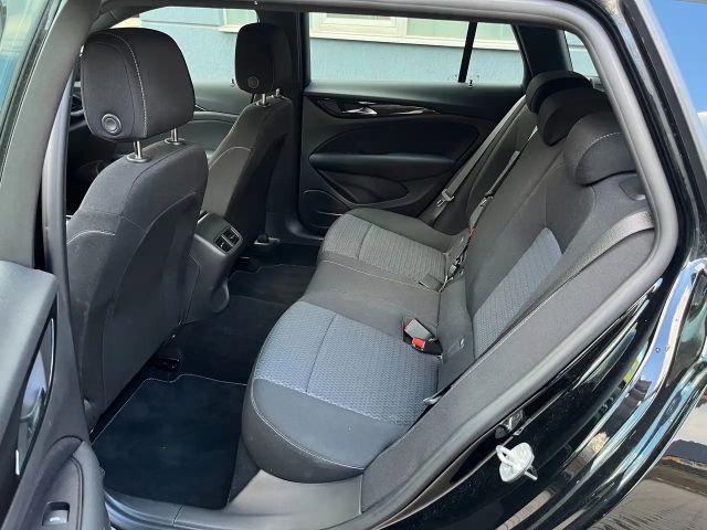 Opel Insignia 2.0 CDTI Elegance