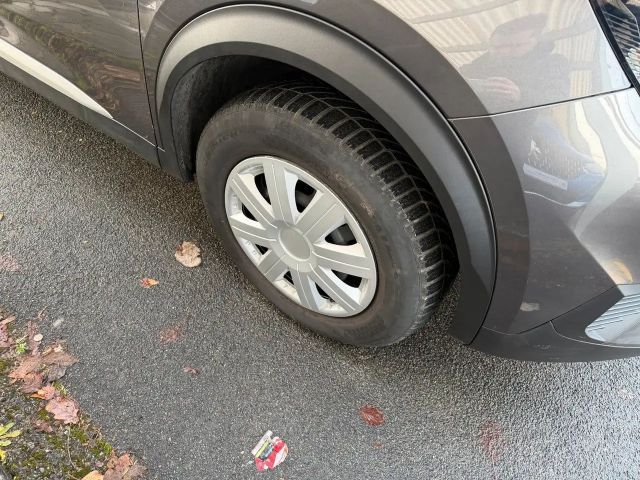 Peugeot 2008 Allure Pack EAT8 PureTech