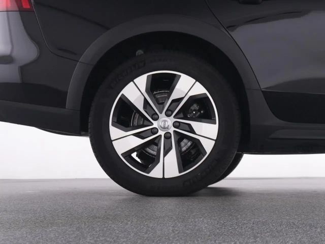Volvo V60 Cross Country AWD Plus