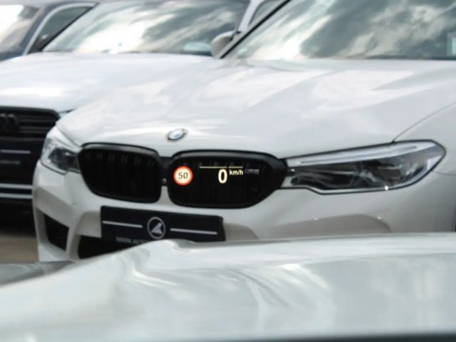 BMW 330 330e M-Sport Touring