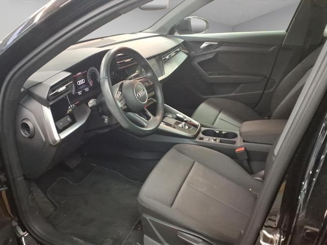 Audi A3 30 TDI S-Tronic Sedan