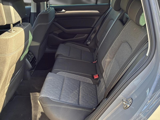 Volkswagen Passat 1.5 TSI DSG Variant