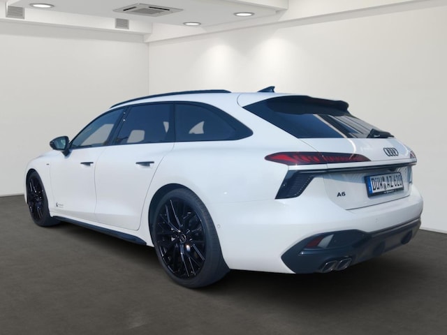 Audi A6 Avant Quattro S-Tronic