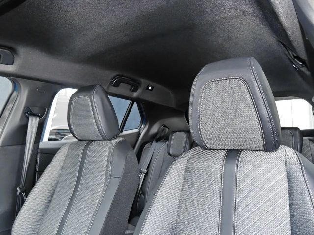 Peugeot E-2008 Allure Pack