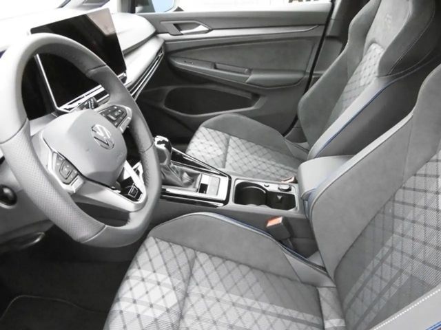 Volkswagen Golf 1.5 TSI Golf VIII R-Line