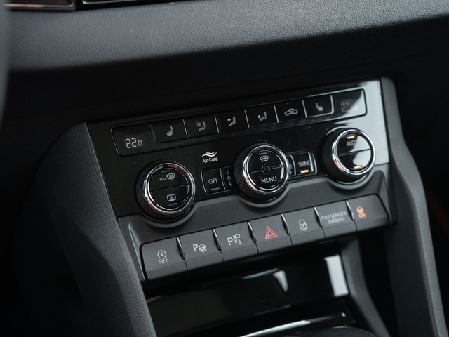 Skoda Karoq 1.5 TSI Tour