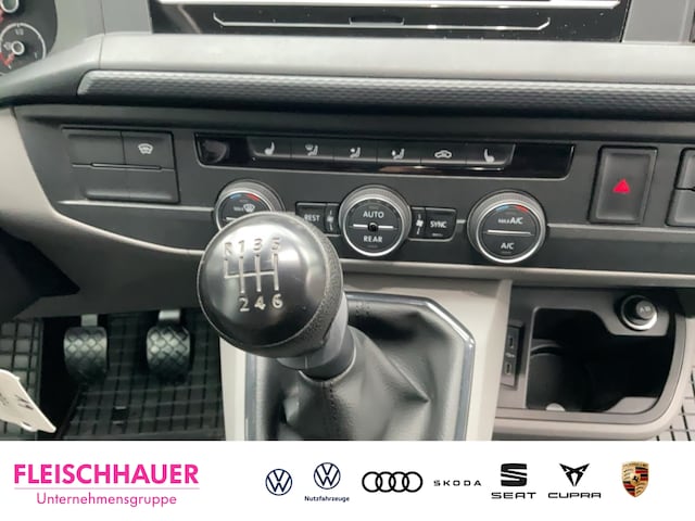 Volkswagen Caravelle 2.0 TDI T6