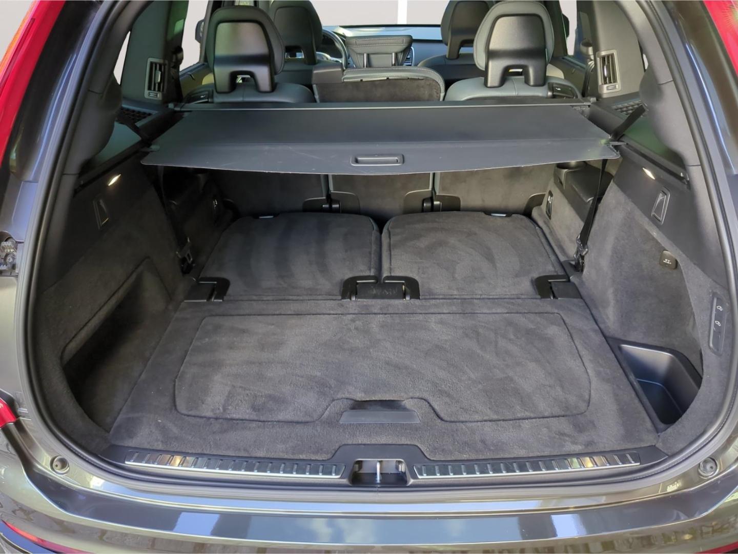 Volvo XC90 R-Design Recharge T8