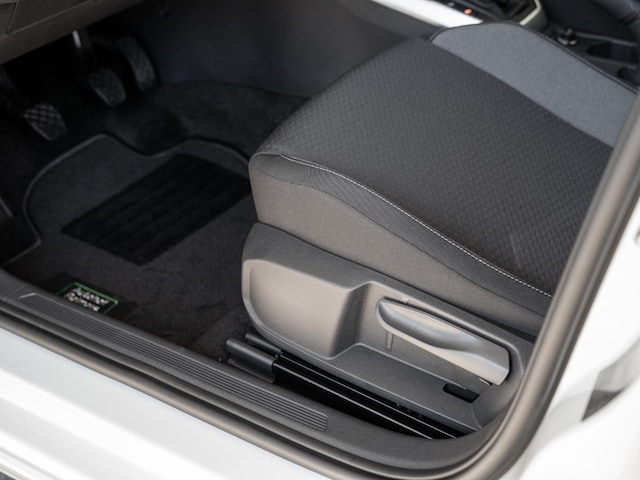 Volkswagen Polo 1.0 l TSI ACC FLA LM KlimaA SHZ PDC