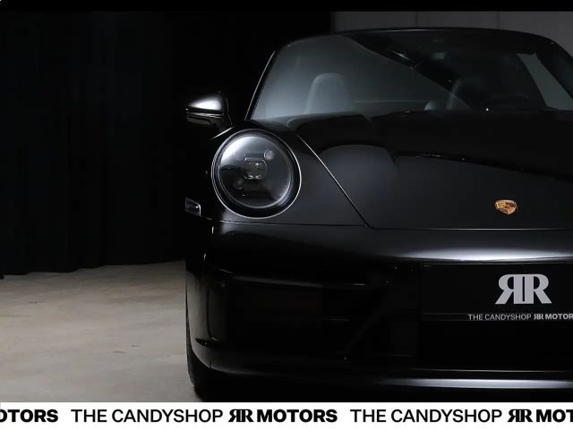 Porsche 911 4 Cabrio GTS Targa